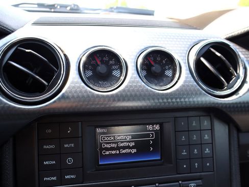 Used 2017 Ford Mustang GT w/ GT Performance Package RWD image 23