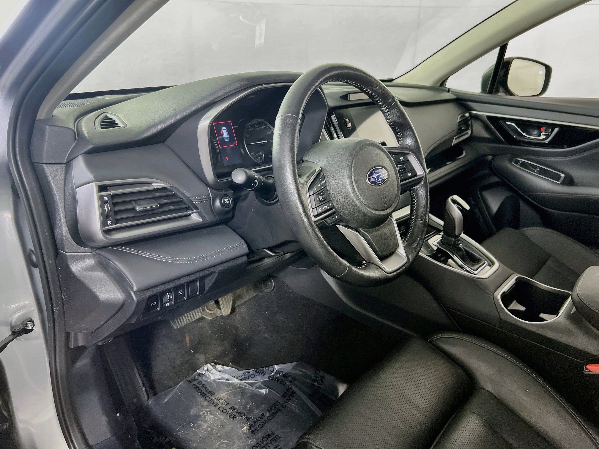 Used 2023 Subaru Outback Limited XT AWD/4WD image 9