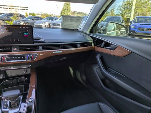 Used 2022 Audi A4 2.0T Premium image 15