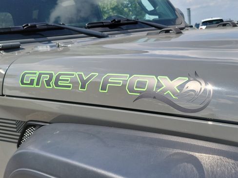 Used 2019 Jeep Wrangler Sport S image 6