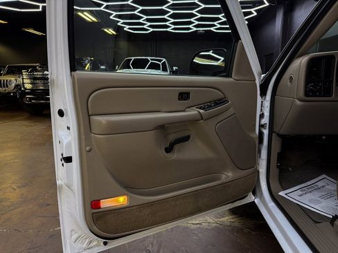 Used 2005 Chevrolet Silverado 1500 LS w/ Light Duty Power Package image 12