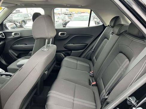 Certified 2023 Hyundai Venue SEL w/ Cargo Package image 10
