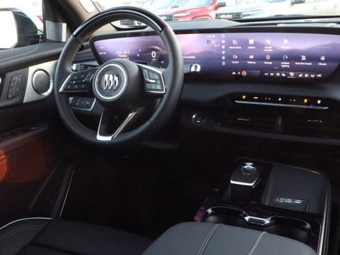 New 2026 Buick Enclave Avenir image 10