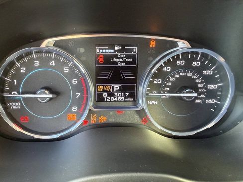 Used 2018 Subaru Forester 2.5i Touring AWD/4WD image 12