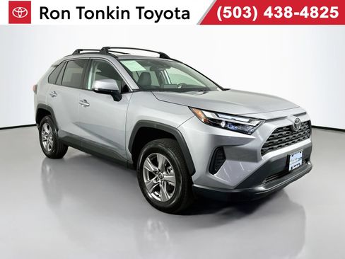 Certified 2025 Toyota RAV4 XLE AWD/4WD image 1