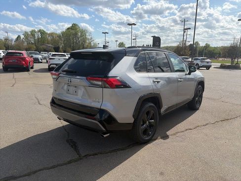 Used 2021 Toyota RAV4 XSE image 3