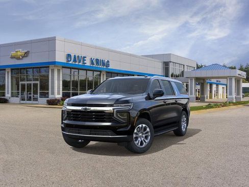 New 2026 Chevrolet Suburban LS w/ LPO, Dark Essentials Package AWD/4WD image 32