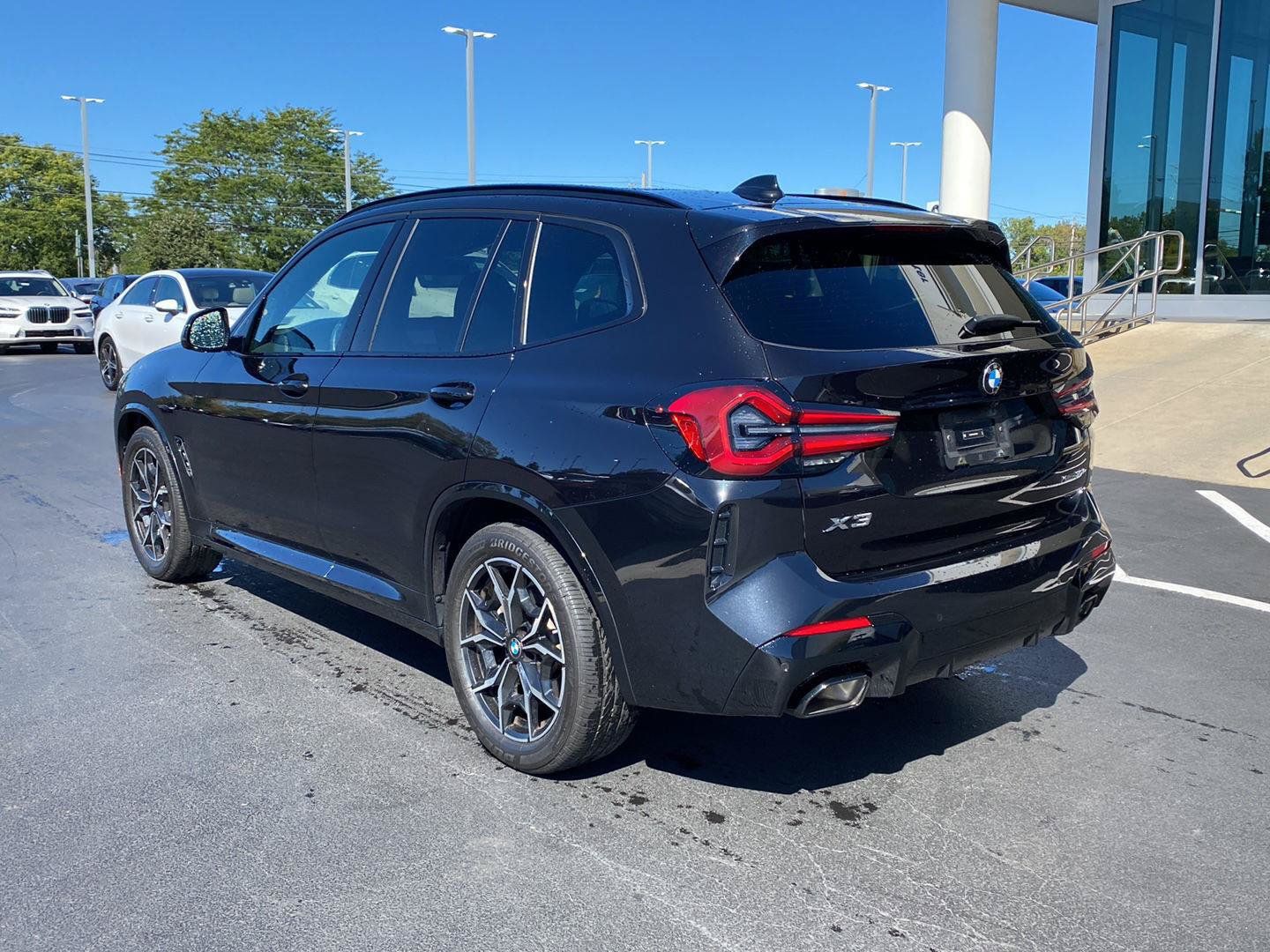Used 2024 BMW X3 xDrive30i w/ Premium Package AWD/4WD image 5