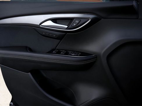 Used 2025 Buick Envision Sport Touring image 21