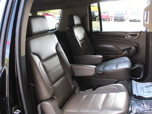 Used 2016 GMC Yukon XL Denali w/ Open Road Package AWD/4WD image 11
