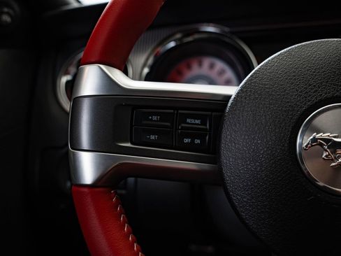 Used 2012 Ford Mustang GT Premium w/ Electronics Pkg RWD image 26