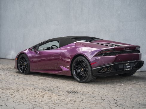 Used 2016 Lamborghini Huracan LP 610-4 image 11