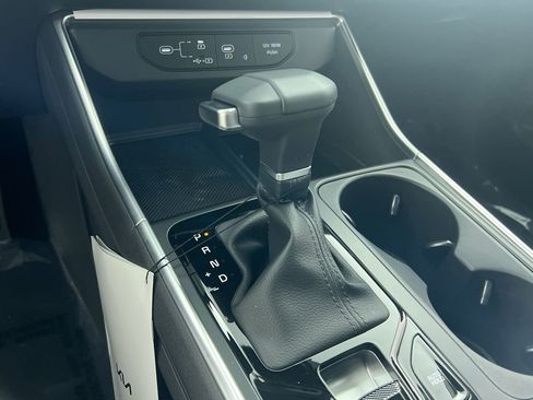 New 2026 Kia Carnival SX Prestige FWD image 23