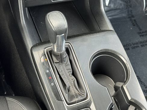 Certified 2025 Honda Civic Sport image 17