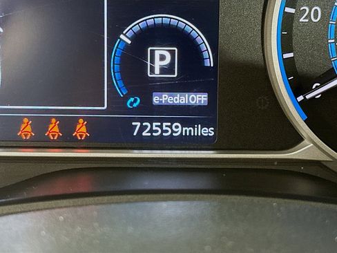Used 2022 Nissan Leaf S FWD image 19