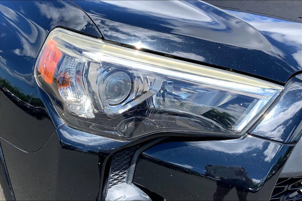 Used 2018 Toyota 4Runner TRD Pro AWD/4WD image 23