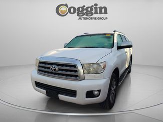 Used 2015 Toyota Sequoia Limited video 1
