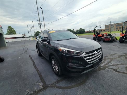 Used 2017 Hyundai Tucson SE w/ SE Popular Package 02 FWD image 12