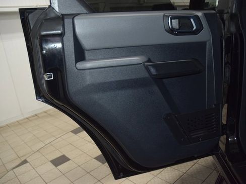 Used 2022 Ford Bronco 4-Door image 40