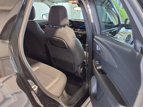 Used 2026 Chevrolet TrailBlazer LT AWD/4WD image 25