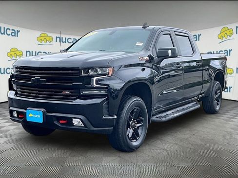 Used 2021 Chevrolet Silverado 1500 LT Trail Boss w/ Convenience Package II AWD/4WD image 3