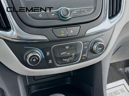 Used 2023 Chevrolet Equinox LT image 22