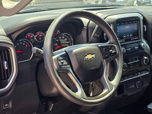 Used 2020 Chevrolet Silverado 1500 LT RWD image 22