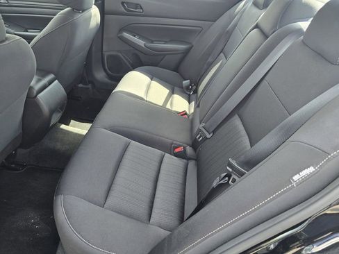 Used 2023 Nissan Altima 2.5 S FWD image 11