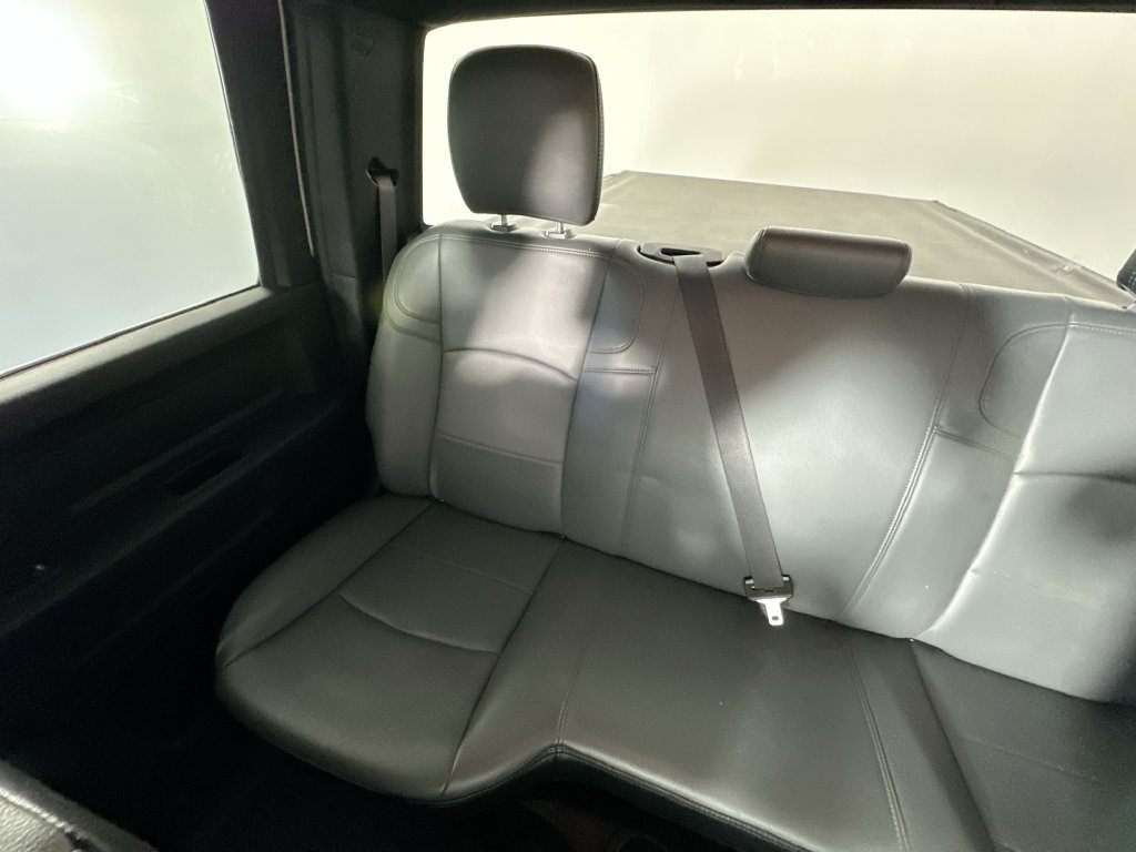 Used 2021 RAM 2500 Tradesman w/ Chrome Appearance Group AWD/4WD image 12