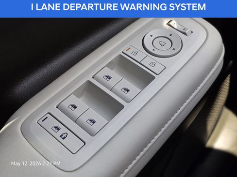 Certified 2025 Hyundai Santa Fe Calligraphy FWD image 31