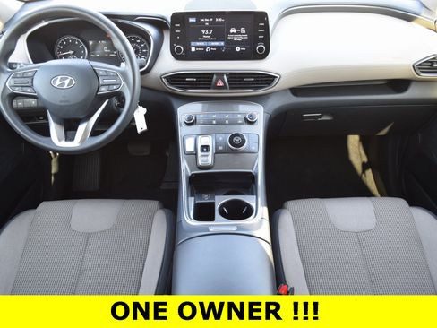 Used 2023 Hyundai Santa Fe SE image 2