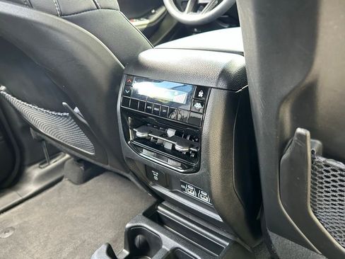 Certified 2023 Jeep Grand Cherokee L Laredo image 39