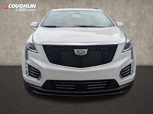 New 2025 Cadillac XT5 Sportv w/ LPO, Blue Accent Package image 2