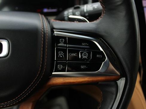 Used 2022 Jeep Grand Cherokee L Summit AWD/4WD image 14