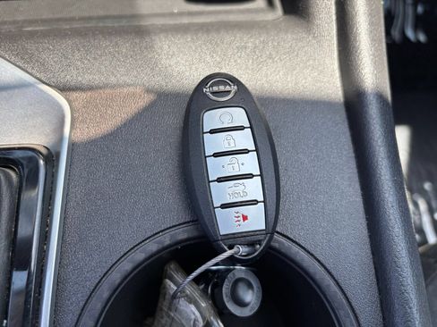 Used 2025 Nissan Altima 2.5 SV FWD image 24