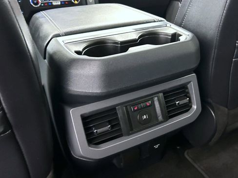 Used 2024 Ford F250 Lariat w/ Black Appearance Package AWD/4WD image 21
