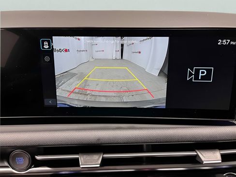 Used 2025 Hyundai Tucson SEL image 17