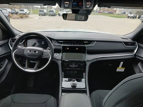 New 2026 Jeep Grand Cherokee Laredo X image 26