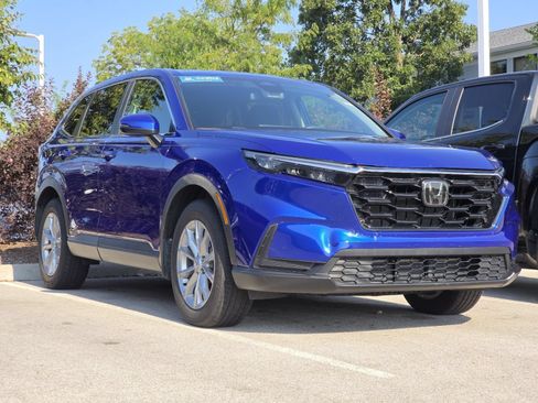 Certified 2025 Honda CR-V EX image 2