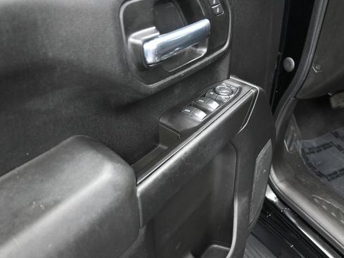 Used 2021 Chevrolet Silverado 2500 Custom w/ Custom Value Package AWD/4WD image 9