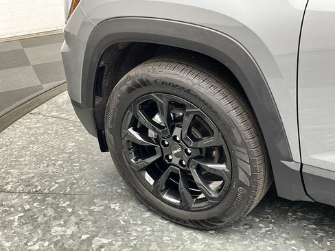 Certified 2025 GMC Terrain Elevation w/ Black Edition AWD/4WD image 30