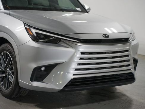 Used 2025 Lexus TX 350 AWD w/ Technology Package image 4
