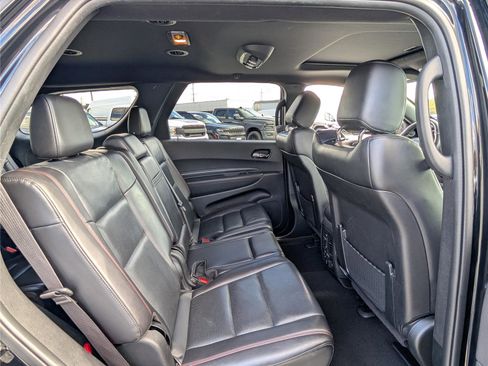Used 2023 Dodge Durango GT image 11