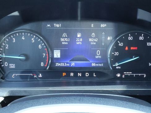 Used 2023 Ford Explorer XLT w/ Equipment Group 202A image 13