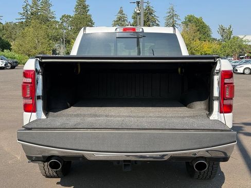 Used 2021 RAM 1500 Laramie AWD/4WD image 11
