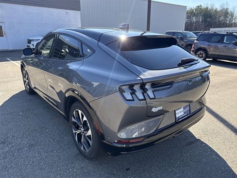 Used 2023 Ford Mustang Mach-E Premium image 5