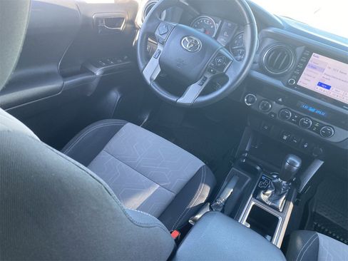 Used 2021 Toyota Tacoma TRD Off-Road w/ Blackout Package (TMS) image 15