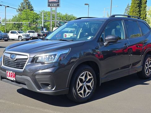 Used 2019 Subaru Forester Premium AWD/4WD image 7