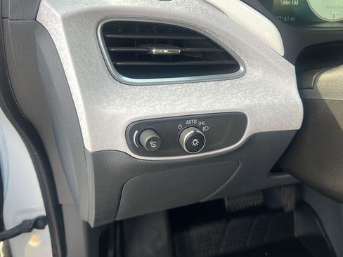 Used 2020 Chevrolet Bolt LT image 12