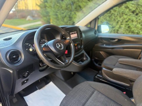 Used 2016 Mercedes-Benz Metris Cargo 3dr Mini Van image 26